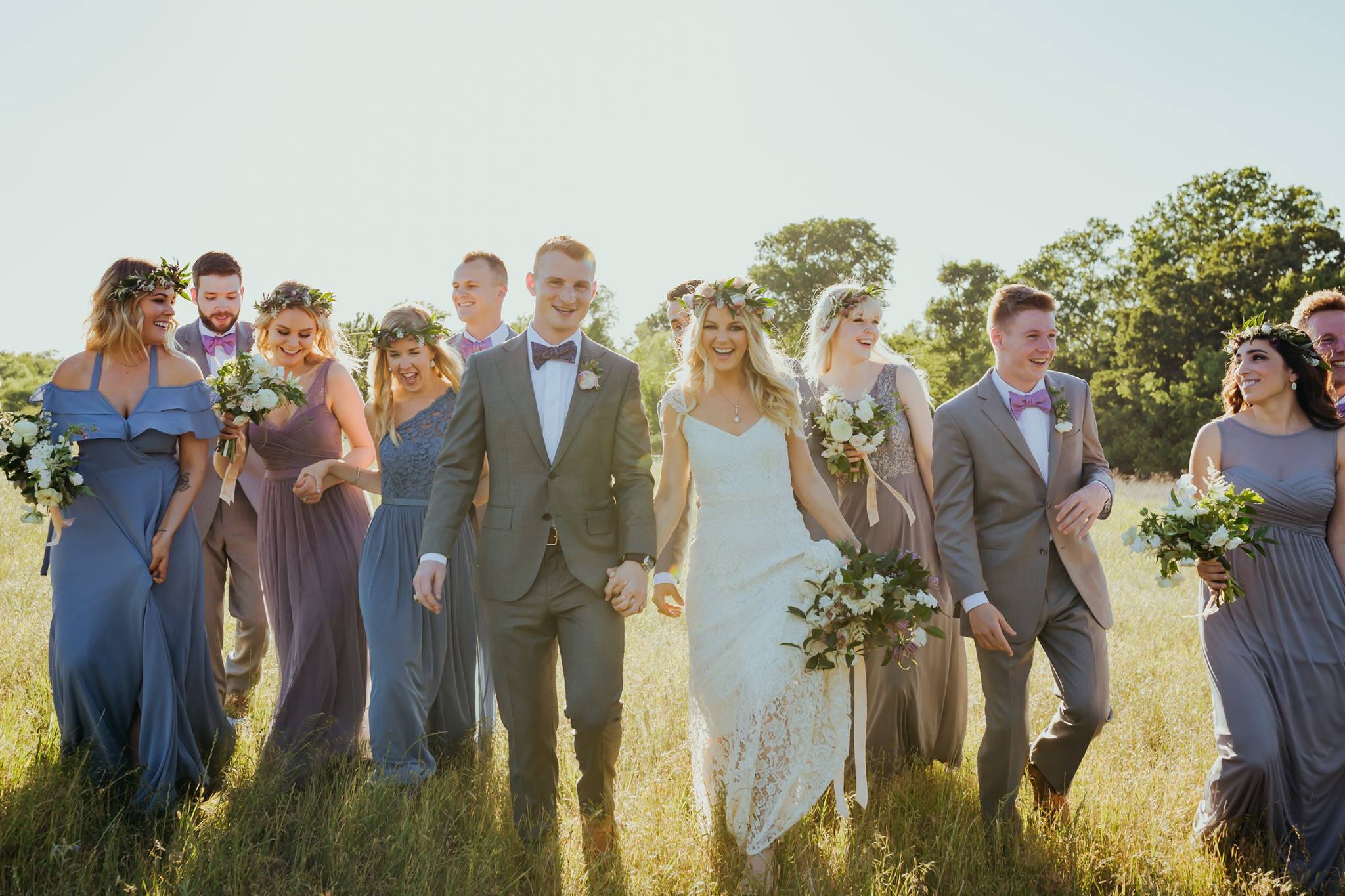 Weddings Unveiled // We're pulling back the veil on Kristen's Decatur, Texas wedding! ivoryandink.com