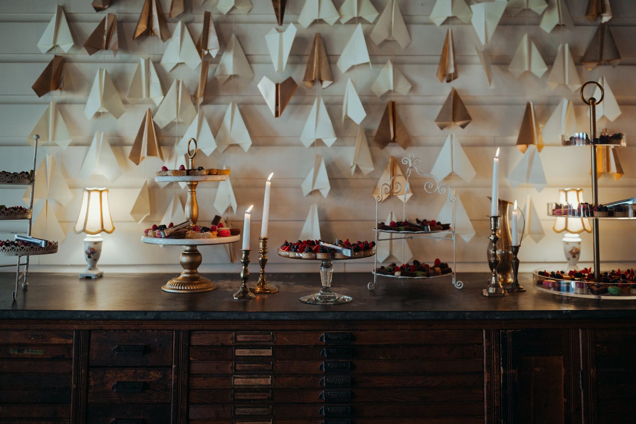 Weddings Unveiled // We're pulling back the veil on Kristen's Decatur, Texas wedding! ivoryandink.com