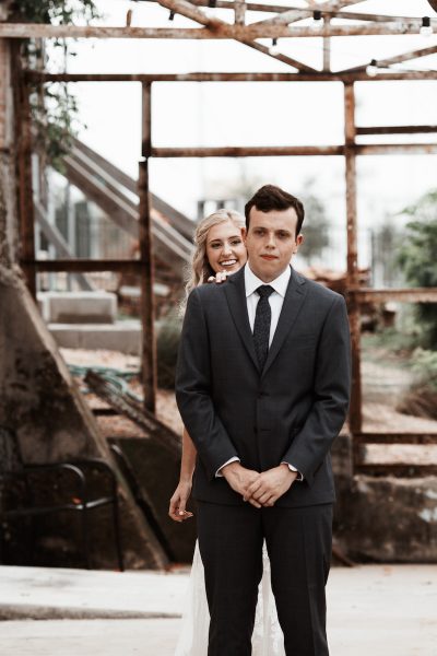 First Look vs Magic Moment? Which should you choose for your wedding day? Originally published on ivoryandink.com