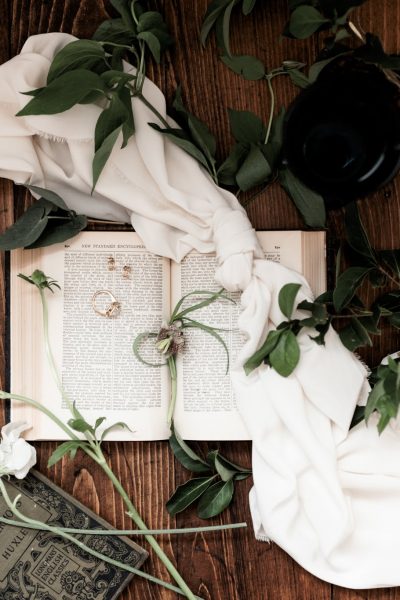 Rescheduled Wedding Into a New Season due to COVID19? Take a look at our tips! originally published on ivoryandink.com